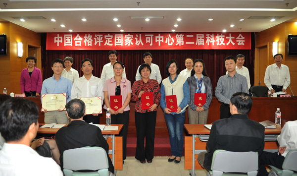 �й��ϸ����������Ͽ������ٿ��ڶ���Ƽ����